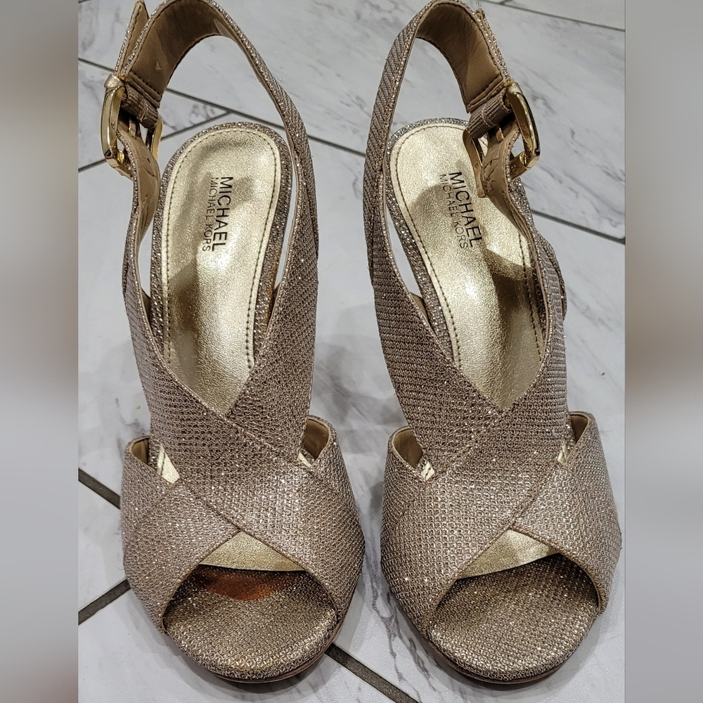 Michael Kors Champagne/gold glittery heel.